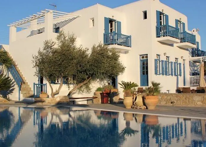 Vienoula's Garden Hotel 4*