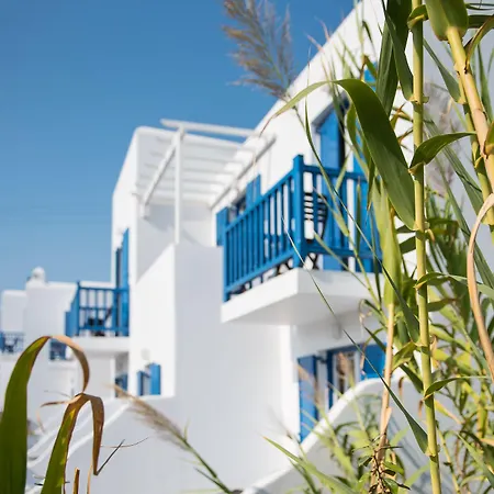 Vienoula's Garden Hotel 4*