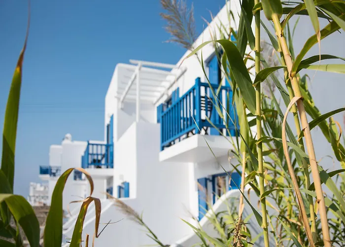 Vienoula's Garden Hotel 4*