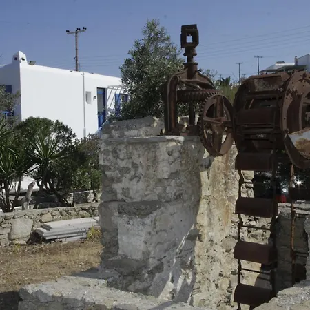Vienoula's Garden Mykonos Town