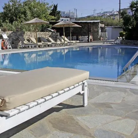 Vienoula's Garden 4*