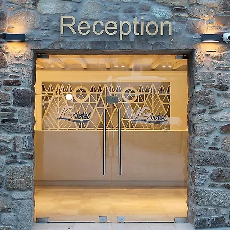 Vienoula's Garden Hotel