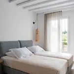 Vienoula's Garden Hotel